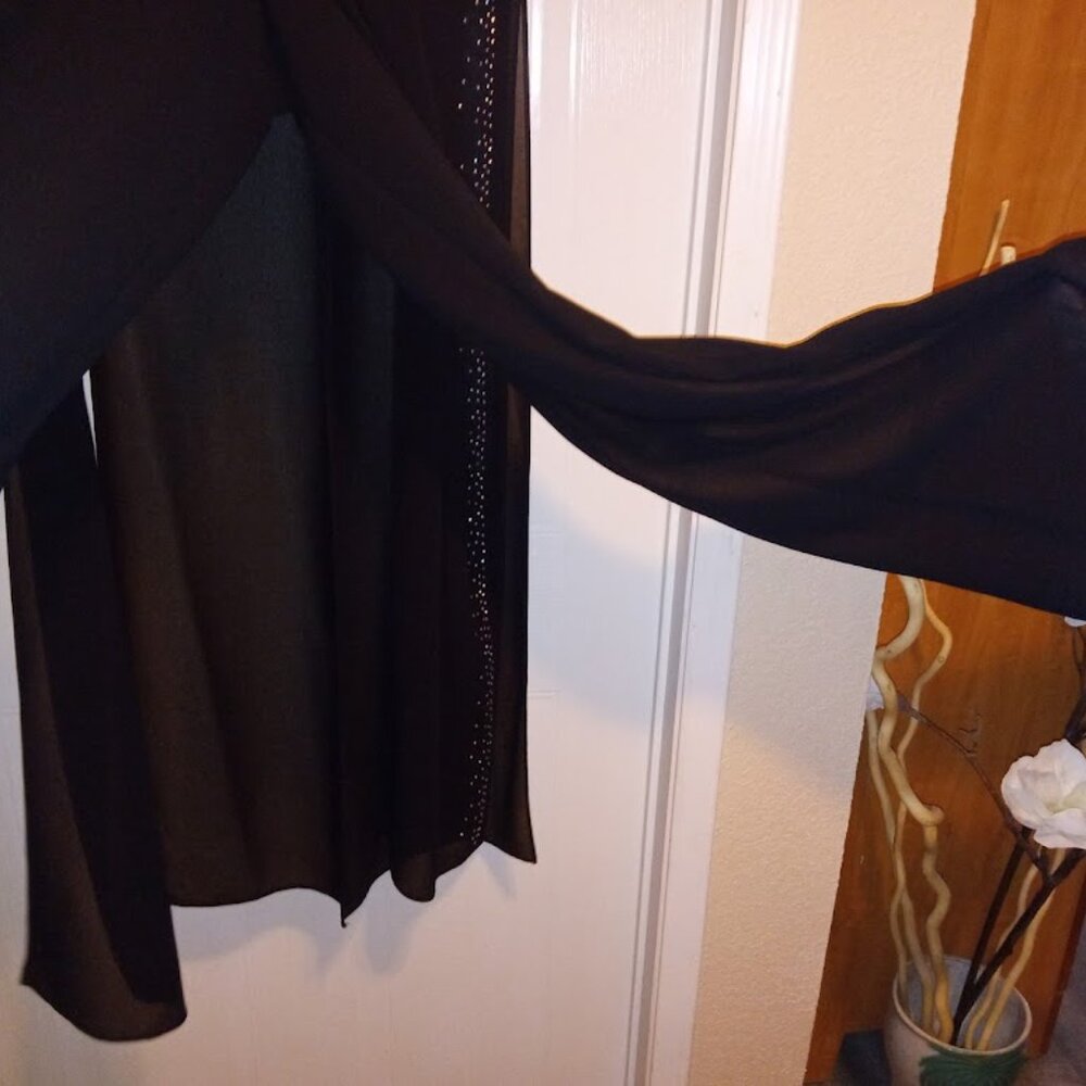 Dress - Picture 12 of 12